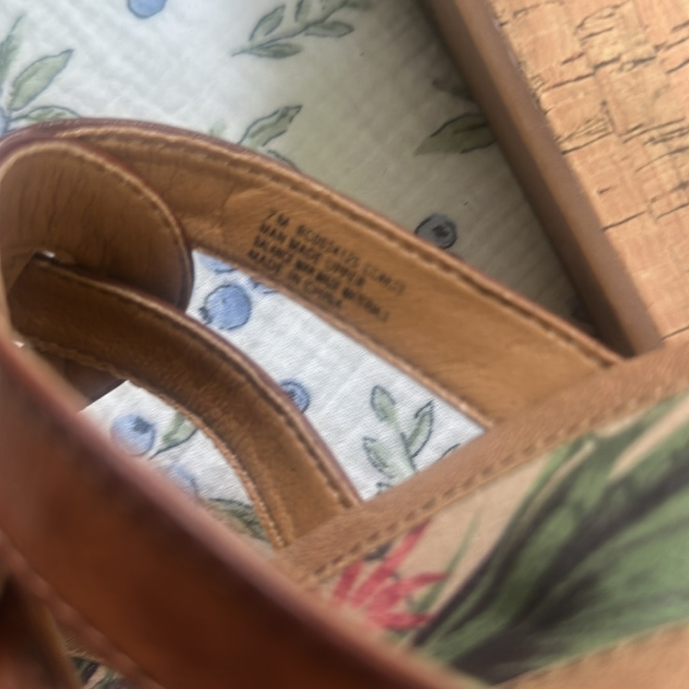 Brown Leather Women's Wedges - Picture 3 of 3